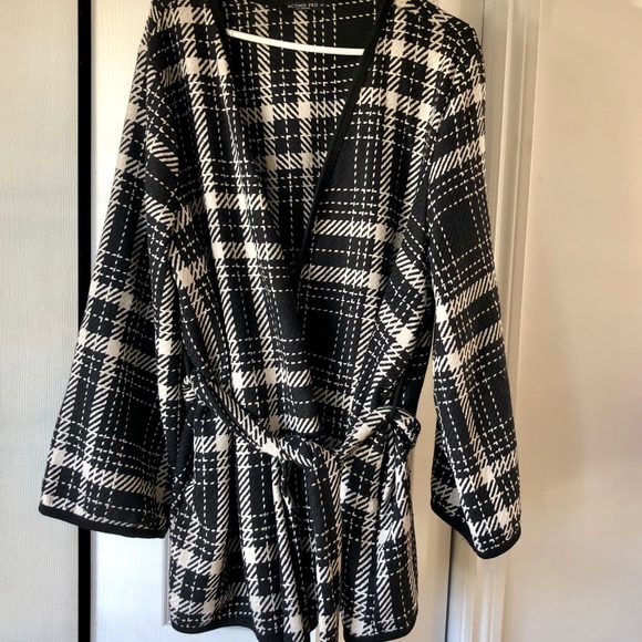 Plaid tie waist jacket (2x) - Picture 4 of 5